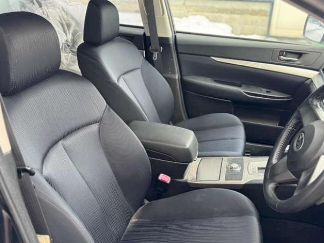 レガシィB4 2.5 GT 4WD　夏冬タイヤ　Bluetooth　19インチアルミ 2500