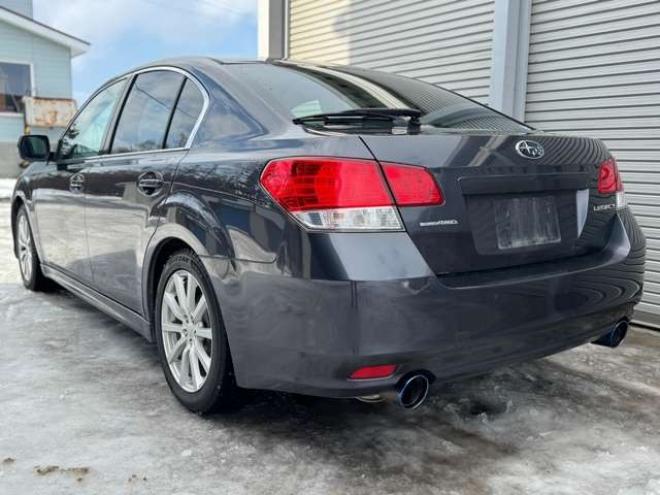 レガシィB4 2.5 GT 4WD　夏冬タイヤ　Bluetooth　19インチアルミ 2500