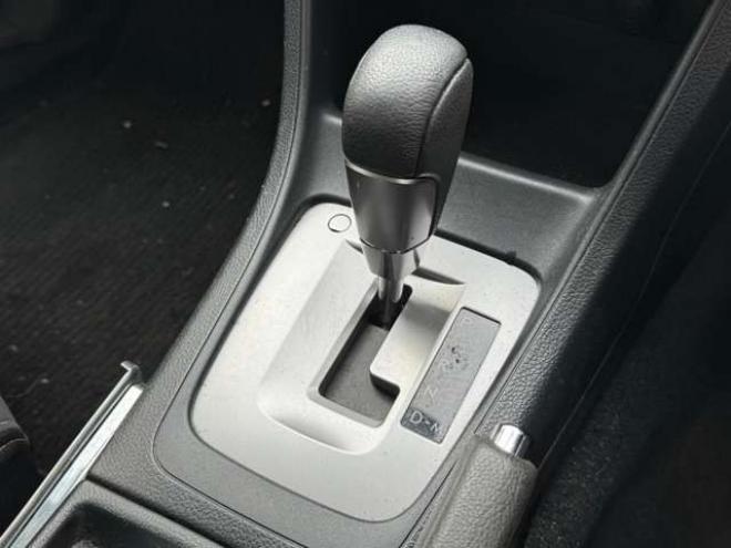 インプレッサスポーツ 2.0 i アイサイト 4WD　後期型　夏冬タイヤ　ナビ　TV　Bカメラ　Bluetooth 2000