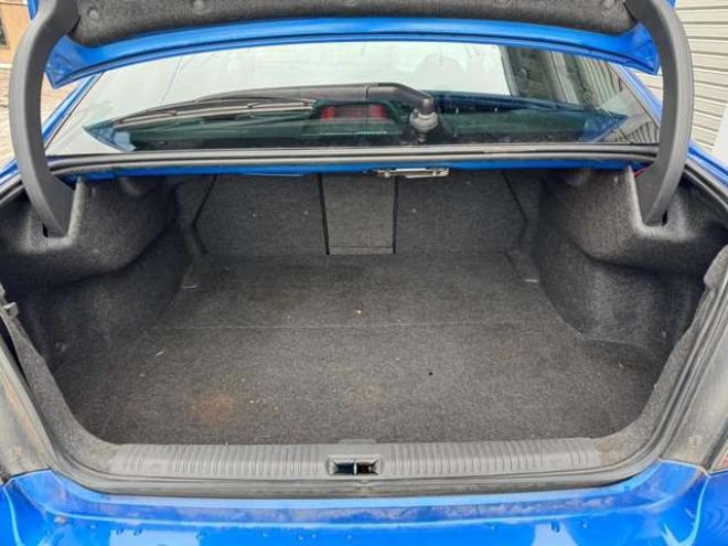 レガシィB4 2.0 GT WRリミテッド2005 4WD　Bluetooth　ハーフレザー　Tベルト交換済み 2000