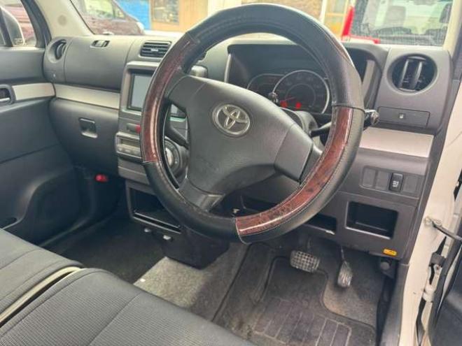 ピクシススペースカスタム X 4WD　夏冬タイヤ　ナビ　TV　HID　Bluetooth 660