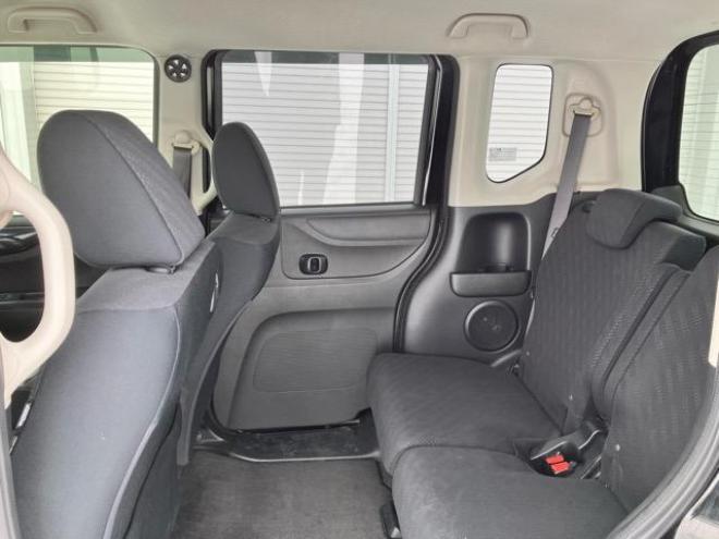 N-BOXカスタム　G SSパッケージ 4WD 660 5Dr