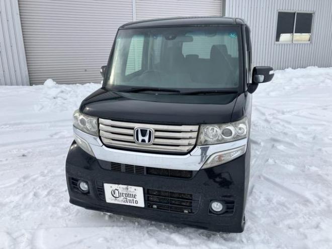 N-BOXカスタム　G SSパッケージ 4WD 660 5Dr