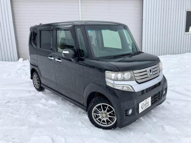 N-BOXカスタム　G SSパッケージ 4WD 660 5Dr