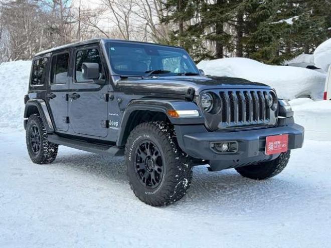 ラングラーアンリミテッド サハラ 3.6L 4WD　エアコン　クルーズコントロール　パワステ　パワーウィンドウ　フロントカメラ　サイドカメラ　バックカメラ　キーレスエントリー　アルミホイール　ABS　横滑り防止装置　盗難防止装置　フルセグTV 正規輸入車 3600