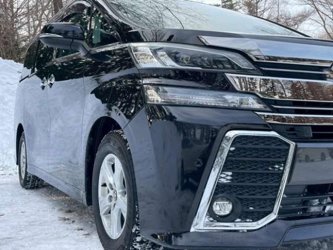 ヴェルファイア2.5 Z Gエディション 4WD　クルーズコントロール　アイドリングストップ　ABS　エアコン　パワステ　パワーウィンドウ　スマートキー　キーレス　オットマン　電動シート　3列シート　両側電動スライドドア　アルミホイール　MTモード 2500