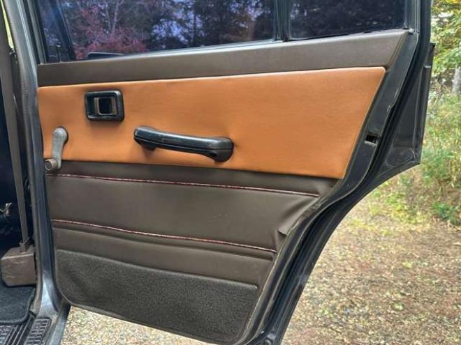 サファリ4.2 エクストラ標準ルーフAD ディーゼル 4WD　リフトアップ　リアヒーター　社外サンルーフ　ドライブレコーダー　ETC　可倒式リアシート　パワステ　社外アルミホイール　社外オーディオ　マッドタイヤ　全塗装済　ターボ 4200