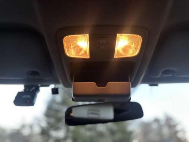 ハイラックスサーフ2.7 SSR-X 4WD　社外地デジナビ　バックカメラ　ウーハー　ドライブレコーダー　ルーフキャリア　ETC　オールテレーンタイヤ　リフトアップ　サンルーフ　社外アルミホイール　ABS　パワーウィンドウ　パワステ　社外グリル 2700