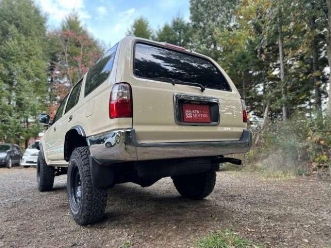 ハイラックスサーフ2.7 SSR-X プレミアムセレクション 4WD　リフトアップ　ETC　バックカメラ　社外ナビ　パワーウィンドウ　パワステ　ABS　全塗装済 2700