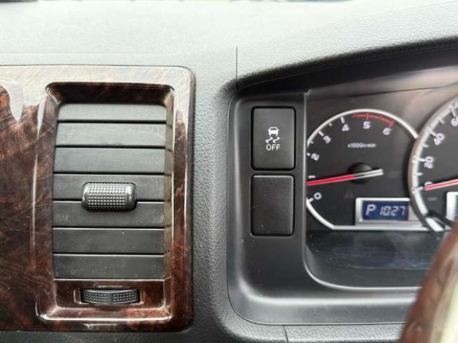 ハイエースバン2.8 スーパーGL 50TH アニバーサリー リミテッド ロングボディ ディーゼルターボ 4WD　415COBRA　CL-3 フロントリップスポイラー　ステージ2ルーフスポイラー　By2NEO　BADフェイスボンネット　ローフォルムフェンダー　ESSEX　ENCB　17インチブロンズホイール　ヨコハマパラダ　NEWパーツカスタム 2800