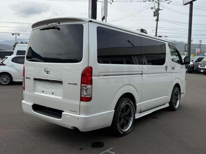ハイエースバン2.8 スーパーGL ダークプライムII ロングボディ ディーゼルターボ 4WD　寒冷地仕様 ワンオーナー パノラミックビューモニター デジタルインナーミラー 415COBRA CL-3フロントリップ CL-2サイドステップ　CL-ステップリアバンパー　ステージ2　バッドラッカー18インチアルミ　トーヨーH30 2800