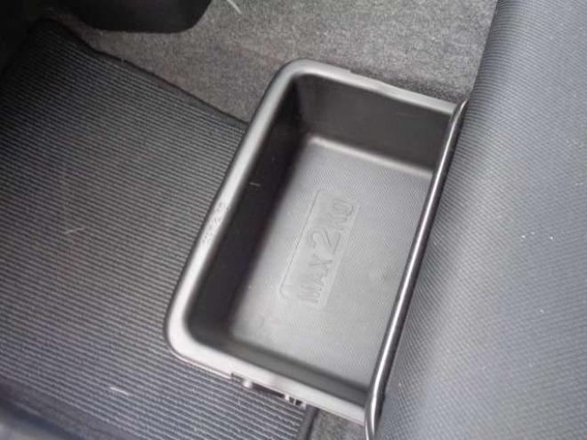 ムーヴカスタム RS SA 4WD　プッシュスタート　スマートキー　純正エンスタ　本革巻きステアリング　電動格納ミラー　フロントフォグ　ETC　横滑り防止　衝突被害軽減　アイドリングストップ　純正ナビ　フルセグTV　HDMI入出力対応　Bluetooth 660