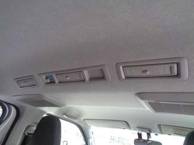 ハイエースバン2.8 DX ロング ディーゼルターボ 4WD　丸目クラシックヘッドライトキット　寒冷地仕様　415COBRA　SAFARIフロントリップスポイラー　16インチアルミ&トーヨーH30　リアヒーター　リアエアコン 2800