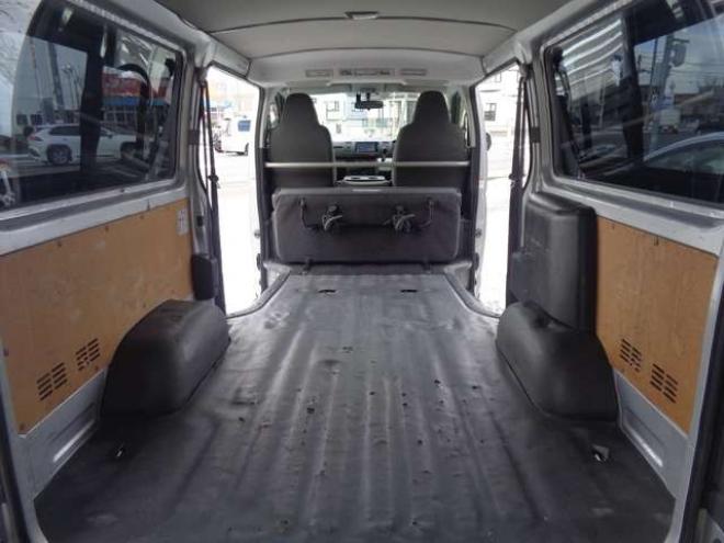 ハイエースバン2.8 DX ロング ディーゼルターボ 4WD　丸目クラシックヘッドライトキット　寒冷地仕様　415COBRA　SAFARIフロントリップスポイラー　16インチアルミ&トーヨーH30　リアヒーター　リアエアコン 2800