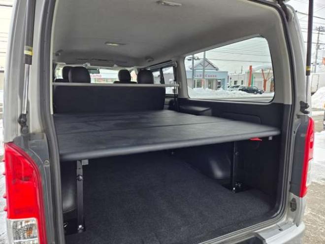 ハイエースバン2.8 スーパーGL ロング ディーゼルターボ 4WD　4WD　リアヒーター　リアクーラー　プッシュスタート　スマートキー　LEDヘッド　ベッドキッド　横滑り防止　衝突被害軽減　車線逸脱　純正ナビ　フルセグTV　Bluetooth　バックカメラ　トヨタ純正リアモニター　ETC 2800