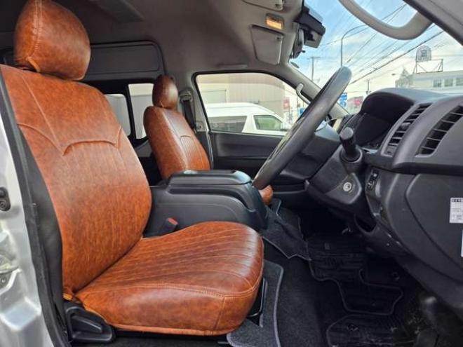 ハイエースバン2.8 DX ワイド スーパーロング ハイルーフ GLパッケージ ディーゼルターボ 4WD　COBRA丸目ヘッドライトKIT　SAFARIフロントスポイラー　リアヒーター&クーラー　キーレス　純正ナビ　ワンセグTV　Bカメラ　オートマチックハイビーム　横滑り防止　車線逸脱　衝突被害軽減　ETC　電動格納ミラー 2800