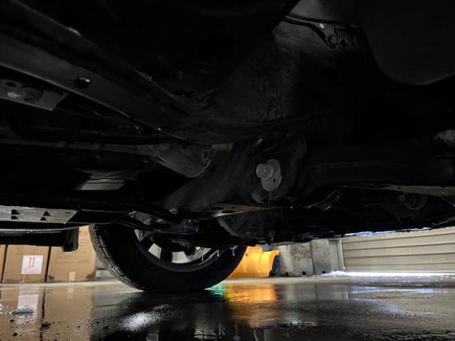 レクサスＬＸ５７０　本州仕入　寒冷地仕様　禁煙車　リアエンターテイメント　純正２１インチＡＷ　社外１８ＡＷ＋スタッドレスタイヤ付　ヘッドアップディスプレイ　全方位パノラミックモニター　ＣＯＯＬＢＯＸ　前後ドラレコ　ＥＴＣ 4WD 5700 5Dr