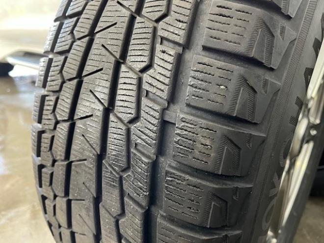 レクサスＬＸ５７０　本州仕入　寒冷地仕様　禁煙車　リアエンターテイメント　純正２１インチＡＷ　社外１８ＡＷ＋スタッドレスタイヤ付　ヘッドアップディスプレイ　全方位パノラミックモニター　ＣＯＯＬＢＯＸ　前後ドラレコ　ＥＴＣ 4WD 5700 5Dr