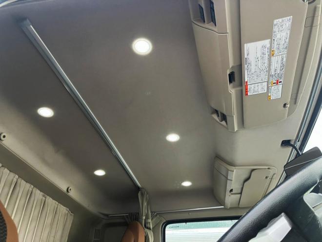 レンジャープロ中古　大型　ワイド5段ラジコンクレーン　6400kg