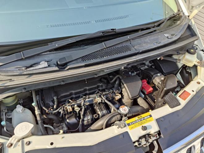 デリカD:5　Gパワーパッケージ 　両側パワースライドドア　エンジンスターター　パナソニックストラーダナビ・TV・バックカメラ　スマートキー　ビルトインETC　パドルシフト　オートライト機能　ウィンカーミラー　HID　LEDフォグランプ　クルーズコントロール　タイミングチェーン　4WD 2400 5Dr