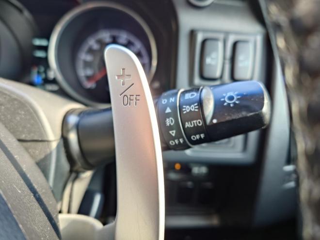 デリカD:5　Gパワーパッケージ 　両側パワースライドドア　エンジンスターター　パナソニックストラーダナビ・TV・バックカメラ　スマートキー　ビルトインETC　パドルシフト　オートライト機能　ウィンカーミラー　HID　LEDフォグランプ　クルーズコントロール　タイミングチェーン　4WD 2400 5Dr