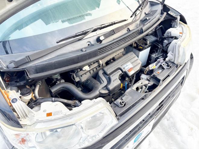 セレナ2.0ライダー 4WD　ローンが不安な方＜優遇ローン＞1年保証　寒冷地仕様　純正ナビ 