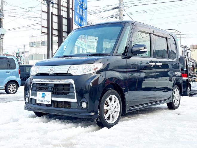 セレナ2.0ライダー 4WD　ローンが不安な方＜優遇ローン＞1年保証　寒冷地仕様　純正ナビ 