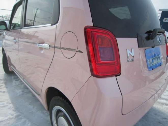 N-ONEG SSブラウンスタイルパッケージ 4WD　2トーンルーフ シートヒーター スマートキ エンスタ  ドアバイザー 社外ナビ&フルセグTV Bカメラ 夏タイヤ+アルミセット積込み 1年間走行無制限保証付 660