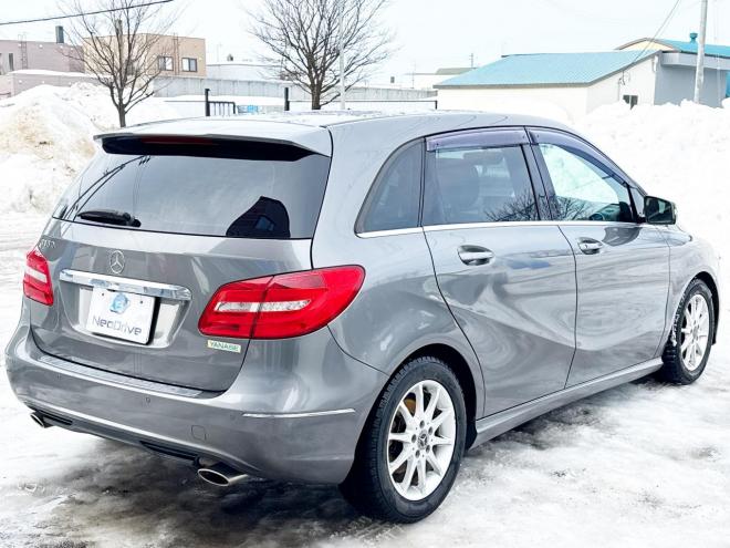 ベンツB180 ローンが不安な方＜優遇ローン＞ユーザー買取車　ターボ車　純正マルチナビ　フルセグTV　バックカメラ 1600 5Dr