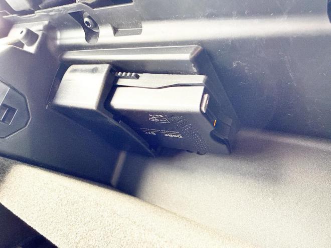 ベンツB180 ローンが不安な方＜優遇ローン＞ユーザー買取車　ターボ車　純正マルチナビ　フルセグTV　バックカメラ 1600 5Dr