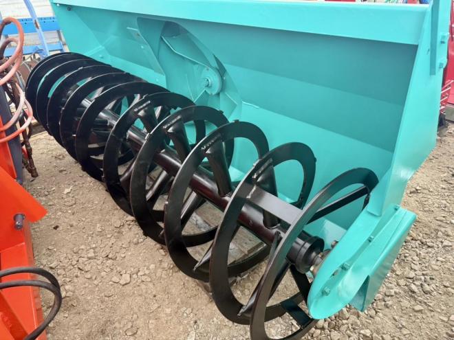 除雪機タカキタ スノーブロワー SB2570E 2.5m 全塗装整備済