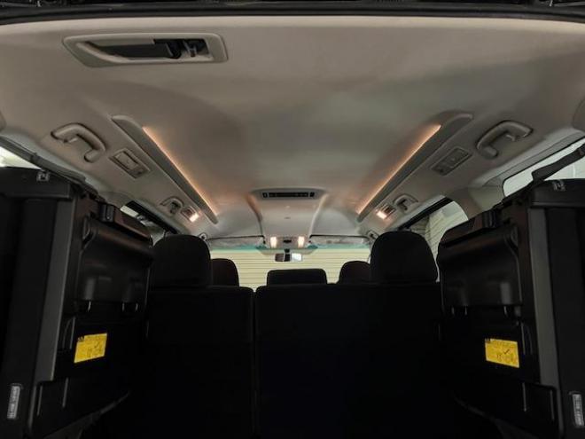 ヴェルファイア２．４Ｚ　本州仕入　寒冷地仕様　禁煙車　両側パワースライドドア　純正１８インチＡＷ　社外１６ＡＷ＋スタッドレスタイヤ付　ストラーダナビ　フルセグ地デジ　ＤＶＤ再生　Ｂｌｕｅｔｏｏｔｈオーディオ　バックカメラ 4WD 2400 5Dr