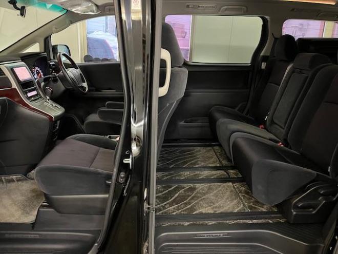 ヴェルファイア２．４Ｚ　本州仕入　寒冷地仕様　禁煙車　両側パワースライドドア　純正１８インチＡＷ　社外１６ＡＷ＋スタッドレスタイヤ付　ストラーダナビ　フルセグ地デジ　ＤＶＤ再生　Ｂｌｕｅｔｏｏｔｈオーディオ　バックカメラ 4WD 2400 5Dr