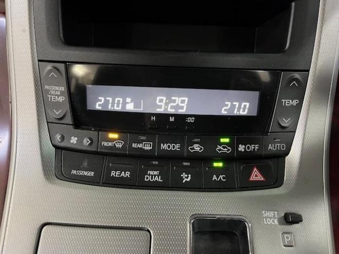 ヴェルファイア２．４Ｚ　本州仕入　寒冷地仕様　禁煙車　両側パワースライドドア　純正１８インチＡＷ　社外１６ＡＷ＋スタッドレスタイヤ付　ストラーダナビ　フルセグ地デジ　ＤＶＤ再生　Ｂｌｕｅｔｏｏｔｈオーディオ　バックカメラ 4WD 2400 5Dr