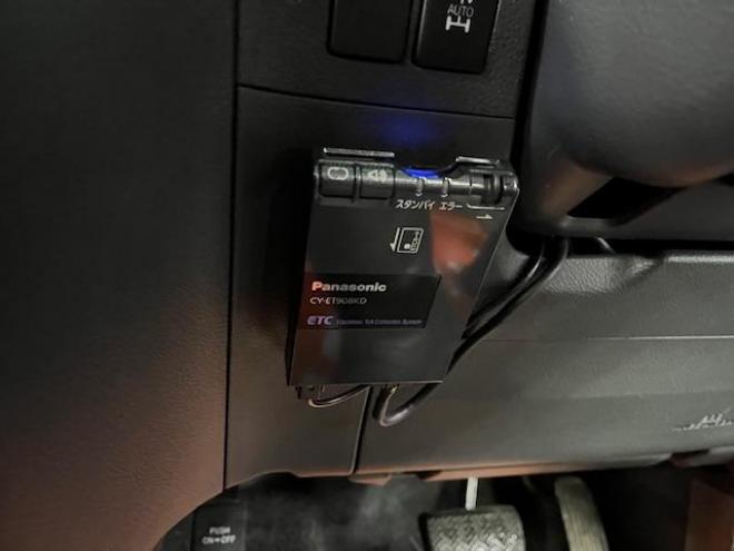 ヴェルファイア２．４Ｚ　本州仕入　寒冷地仕様　禁煙車　両側パワースライドドア　純正１８インチＡＷ　社外１６ＡＷ＋スタッドレスタイヤ付　ストラーダナビ　フルセグ地デジ　ＤＶＤ再生　Ｂｌｕｅｔｏｏｔｈオーディオ　バックカメラ 4WD 2400 5Dr