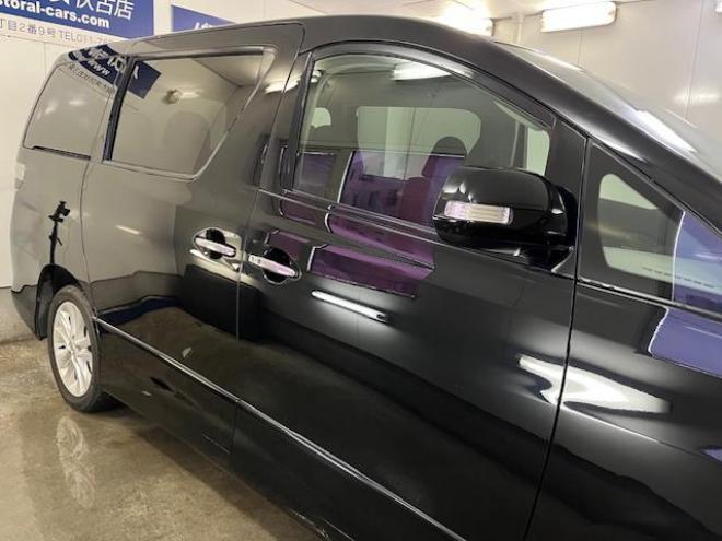 ヴェルファイア２．４Ｚ　本州仕入　寒冷地仕様　禁煙車　両側パワースライドドア　純正１８インチＡＷ　社外１６ＡＷ＋スタッドレスタイヤ付　ストラーダナビ　フルセグ地デジ　ＤＶＤ再生　Ｂｌｕｅｔｏｏｔｈオーディオ　バックカメラ 4WD 2400 5Dr