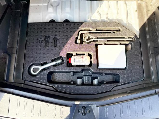 ノート1.2X FOUR 4WD ローンが不安な方＜優遇ローン＞本州仕入 寒冷地仕様 純正SDナビ　フルセグTV　衝突軽減ブレーキシステム スマートキー　バックカメラ 4WD 1200 5Dr