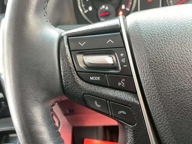 ヴェルファイア2.5 Z Gエディション 4WD　クルーズコントロール　アイドリングストップ　ABS　エアコン　パワステ　パワーウィンドウ　スマートキー　キーレス　オットマン　電動シート　3列シート　両側電動スライドドア　アルミホイール　MTモード 2500