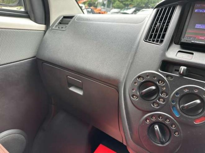 タウンエースバン1.5 GL 4WD　ベージュツートン全塗装済　ストラーダナビTV　バックカメラ　LEDヘッドライト　純正デフロック　リアヒーター　寒冷地仕様　ブラウンレザー調シートカバー　ルーフラック 1500