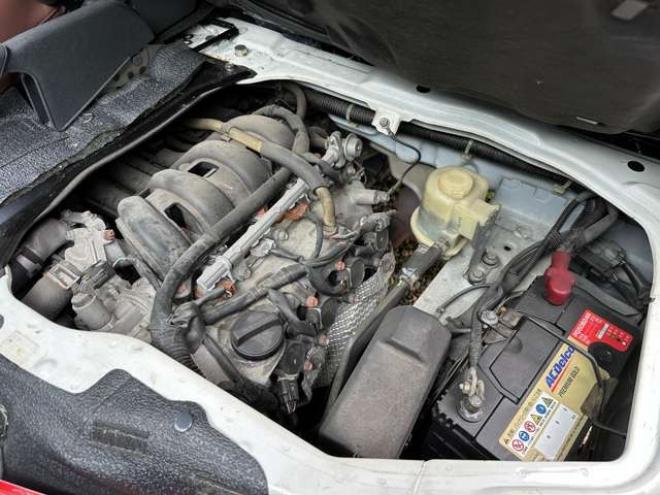 タウンエースバン1.5 GL 4WD　ベージュツートン全塗装済　ストラーダナビTV　バックカメラ　LEDヘッドライト　純正デフロック　リアヒーター　寒冷地仕様　ブラウンレザー調シートカバー　ルーフラック 1500