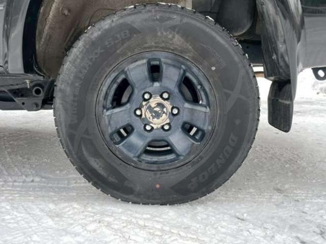 ハイラックスサーフ2.7 SSR-G 4WD　パワステ　パワーウィンドウ　キーレス　エアコン　ABS　ルーフレール　アルミホイール　寒冷地仕様　CD 2700