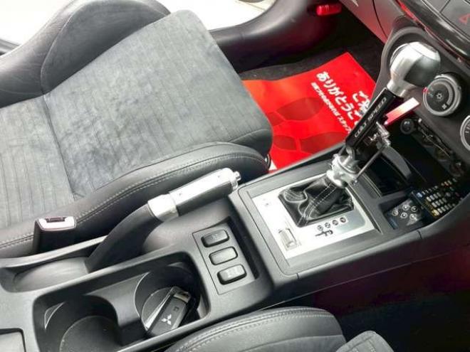 ランサーエボリューション 2.0 GSR X 4WD　ブリッツ車高調　社外マフラー(カキモト)　ローダウン　ETC　ABS　横滑り防止装置　盗難防止装置　エアコン　パワーウィンドウ　パワステ　キーレスエントリー　純正ナビ　社外アルミ 2000