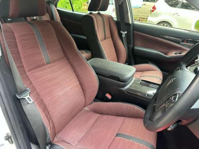 クラウンアスリート ハイブリッド 2.5 S Four 4WD　TVナビ/Bカメラ/クルコン/AW/PS/PW 2500