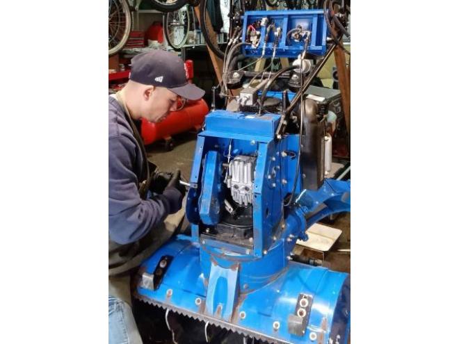 除雪機除雪機点検・整備