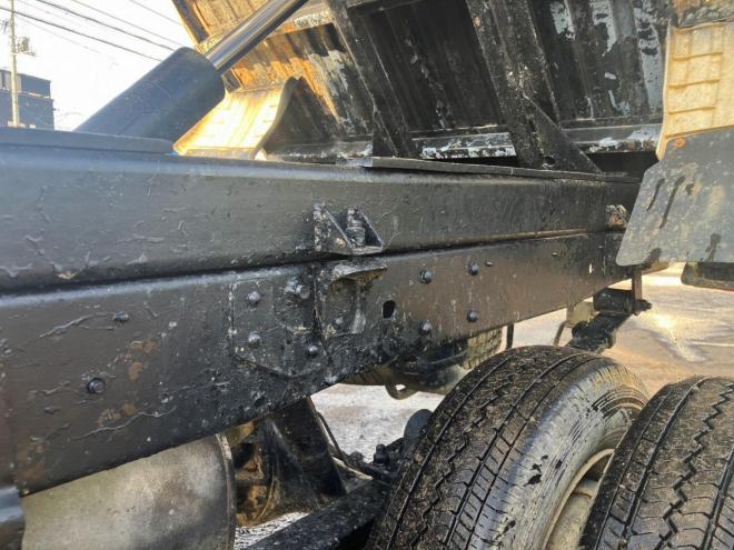 ボンゴトラック中古　ダンプ　4WD