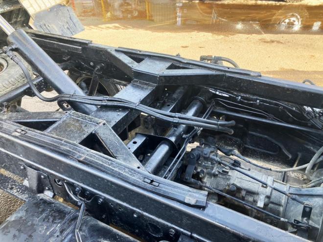 ボンゴトラック中古　ダンプ　4WD