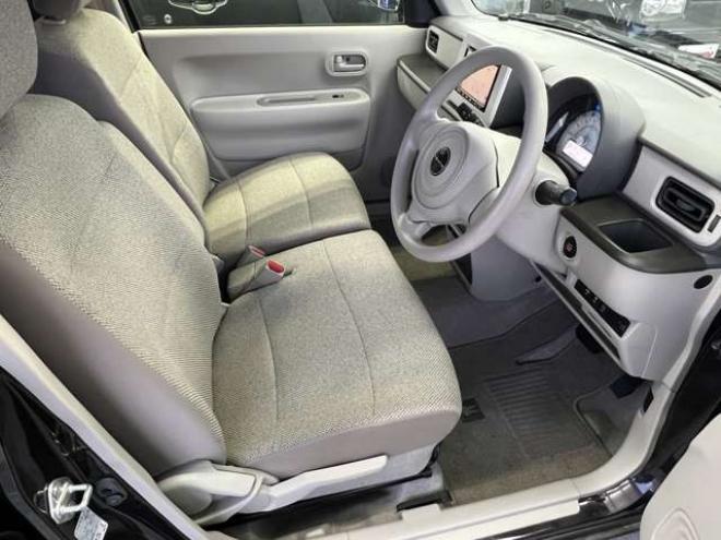 ラパンL 4WD　プッシュスタート　スマートキー　ナビ　バックカメラ　衝突軽減　横滑り防止　アイドリングストップ　前席シートヒーター　ETC 660