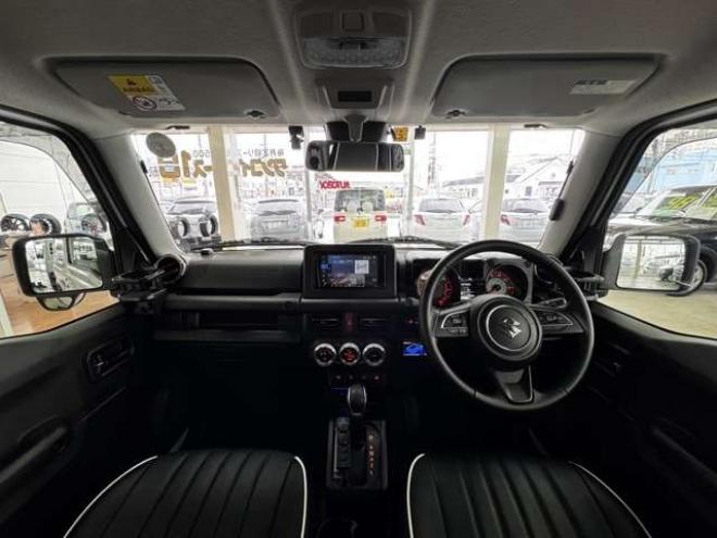 ジムニーXC 4WD　スマートキー・スズキセーフティ・シートヒーター・Pioneer7インチフルセグナビ・carrozzeriaサブウーハー・スズキ純正アルミホイール・TOYOオープンカントリーR/T-185/85R16 660
