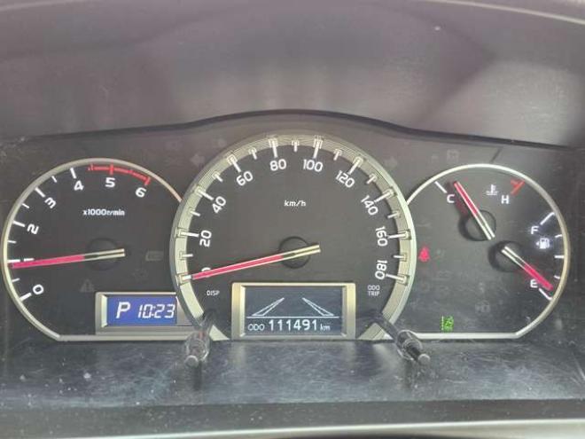 ハイエースバン2.8 スーパーGL ロング ディーゼルターボ 4WD　4WD　リアヒーター　リアクーラー　プッシュスタート　スマートキー　LEDヘッド　ベッドキッド　横滑り防止　衝突被害軽減　車線逸脱　純正ナビ　フルセグTV　Bluetooth　バックカメラ　トヨタ純正リアモニター　ETC 2800