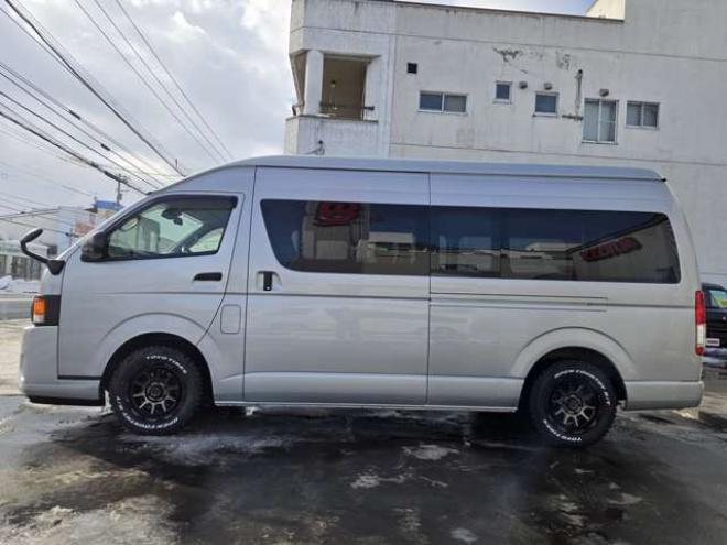ハイエースバン2.8 DX ワイド スーパーロング ハイルーフ GLパッケージ ディーゼルターボ 4WD　COBRA丸目ヘッドライトKIT　SAFARIフロントスポイラー　リアヒーター&クーラー　キーレス　純正ナビ　ワンセグTV　Bカメラ　オートマチックハイビーム　横滑り防止　車線逸脱　衝突被害軽減　ETC　電動格納ミラー 2800